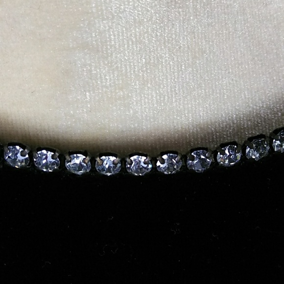 John Roberts Short Sleeve Black Velvet Dress - Picture 2 of 8